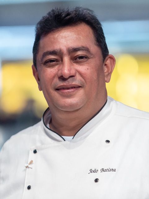 Clique para saber idade, peso, altura, etc de Batista (Mestre do Sabor). Foto de Batista (Mestre do Sabor)