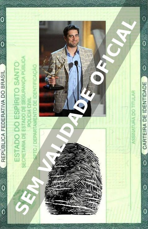Imagem hipotética representando a carteira de identidade de Aaron Rodgers