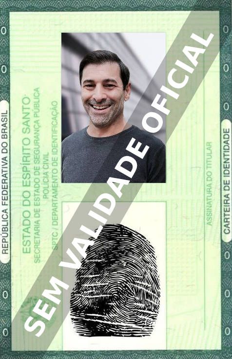 Imagem hipotética representando a carteira de identidade de Angelo Vacco