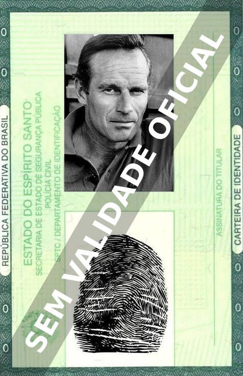 Imagem hipotética representando a carteira de identidade de Charlton Heston