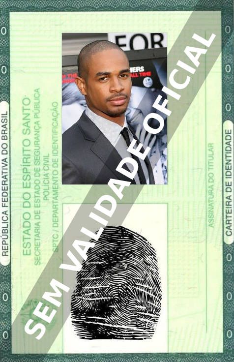 Imagem hipotética representando a carteira de identidade de Damon Wayans Jr.