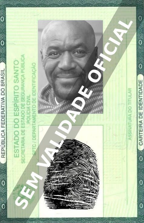 Imagem hipotética representando a carteira de identidade de Delroy Lindo
