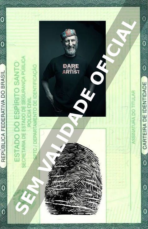 Imagem hipotética representando a carteira de identidade de James Cromwell