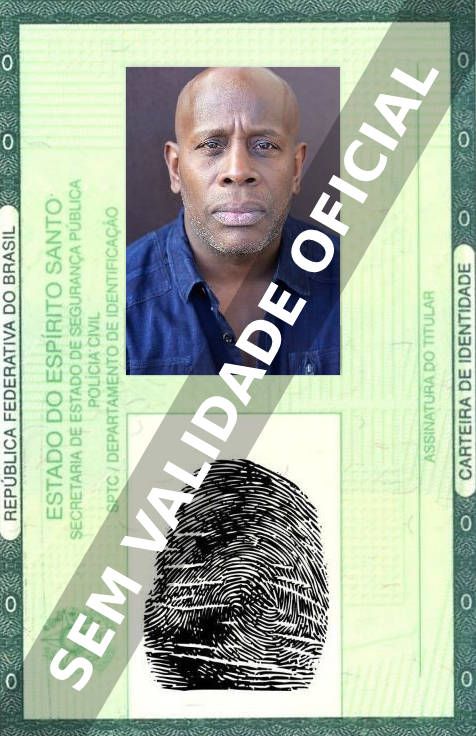 Imagem hipotética representando a carteira de identidade de James Moses Black