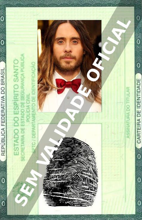 Imagem hipotética representando a carteira de identidade de Jared Leto