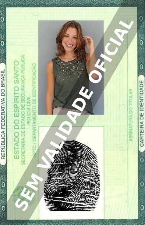 Imagem hipotética representando a carteira de identidade de Marcela Fetter