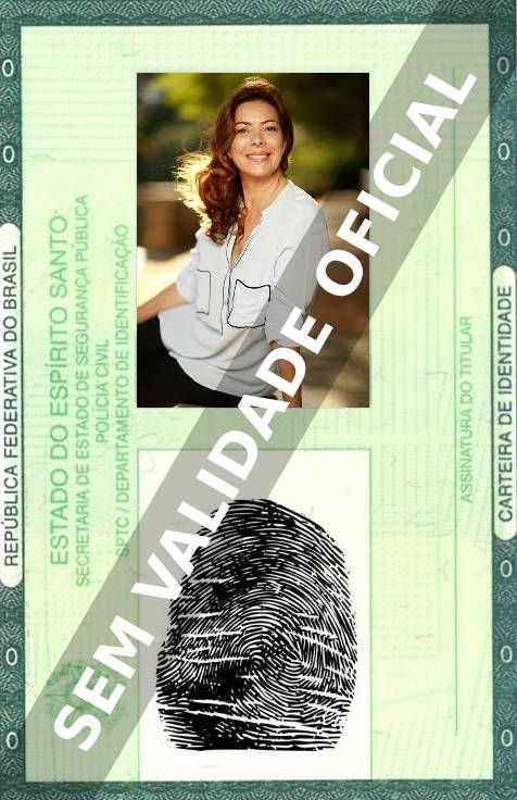 Imagem hipotética representando a carteira de identidade de Margarida Marinho