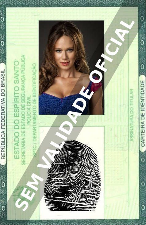 Imagem hipotética representando a carteira de identidade de Mariana Ximenes