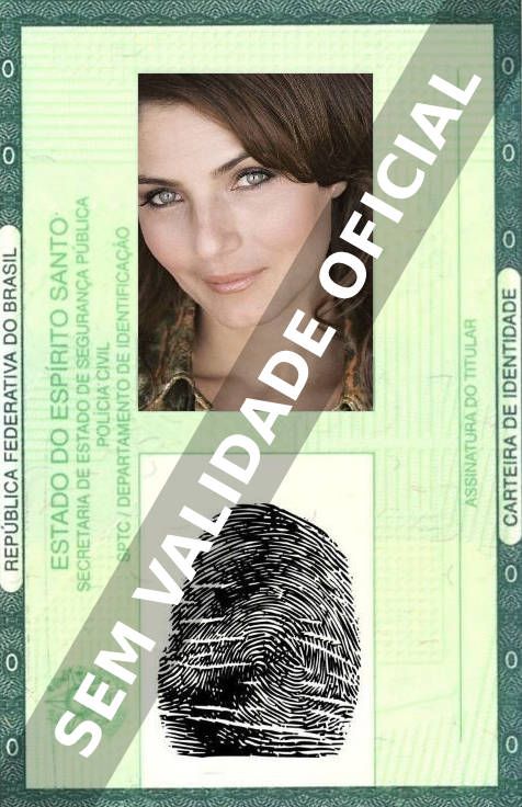 Imagem hipotética representando a carteira de identidade de Marisa Petroro