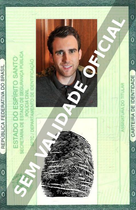 Imagem hipotética representando a carteira de identidade de Matthew Lewis