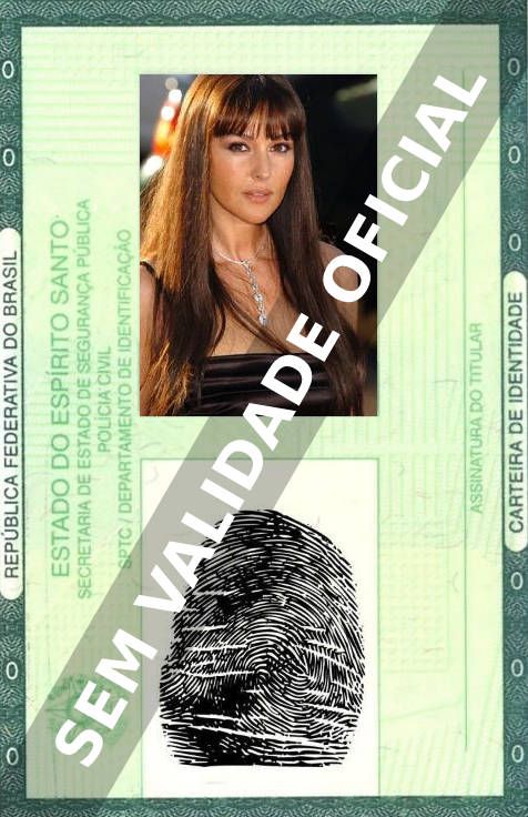 Imagem hipotética representando a carteira de identidade de Monica Bellucci