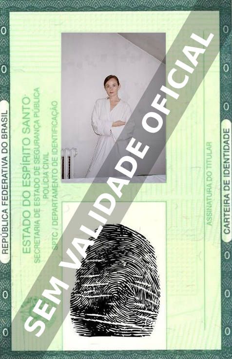 Imagem hipotética representando a carteira de identidade de Nadia Litz