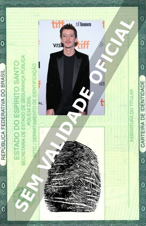 Imagem hipotética representando a carteira de identidade de Nahuel Pérez Biscayart