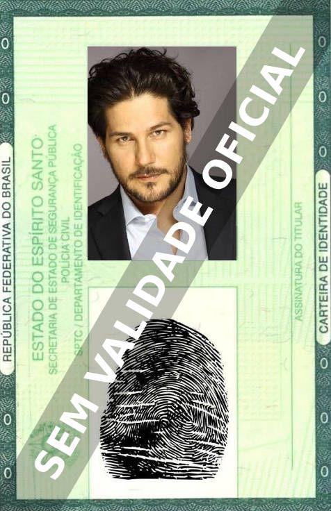 Imagem hipotética representando a carteira de identidade de Roberto Cano