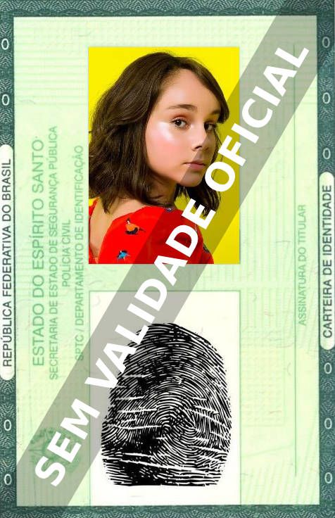 Imagem hipotética representando a carteira de identidade de Sienna Belle