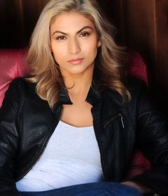 Foto de Tinsel Korey