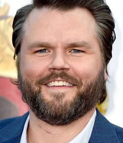 Foto de Tyler Labine