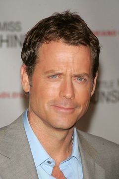 Foto de Greg Kinnear