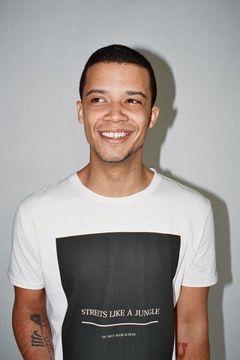Foto de Jacob Anderson