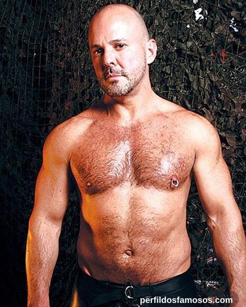 Carlo Cox