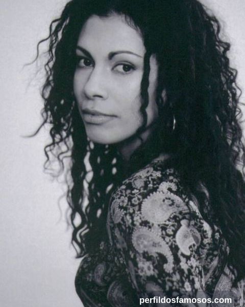 Daniela Lavender