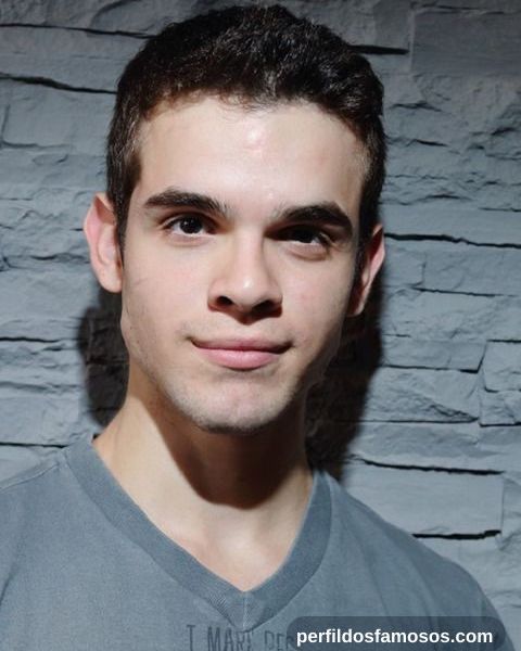 Ghilherme Lobo