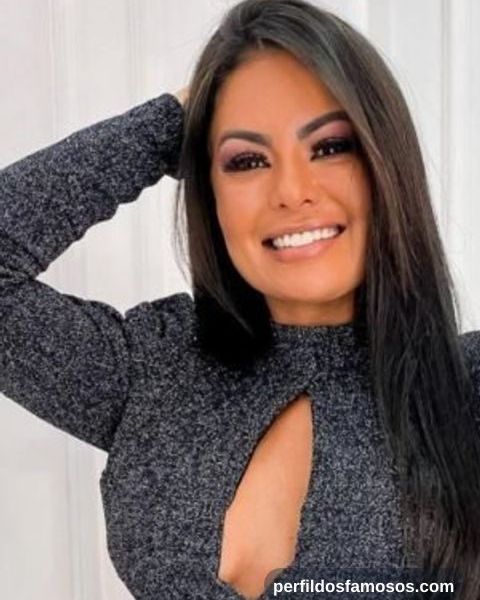 Paulinha Abelha