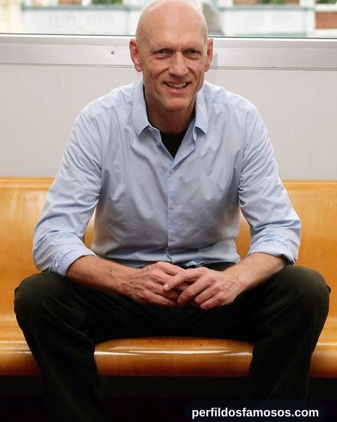 Peter Garrett