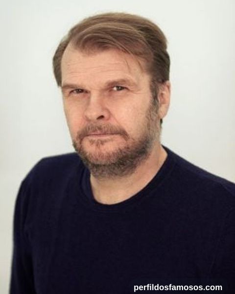 Rob Stringer