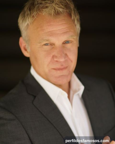 Terry Serpico