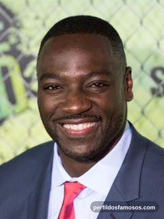 Foto de Adewale Akinnuoye-Agbaje