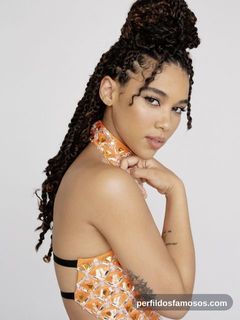 Foto de Alexandra Shipp