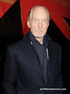 Foto de Charles Dance