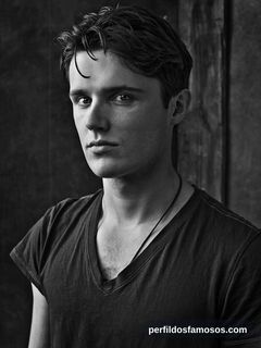 Foto de Eugene Simon