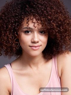 Foto de Nathalie Emmanuel