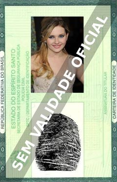 Imagem hipotética representando a carteira de identidade de Abigail Breslin