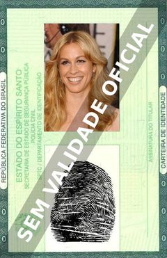 Imagem hipotética representando a carteira de identidade de Alanis Morissette