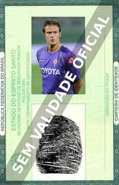 Imagem hipotética representando a carteira de identidade de Alberto Gilardino
