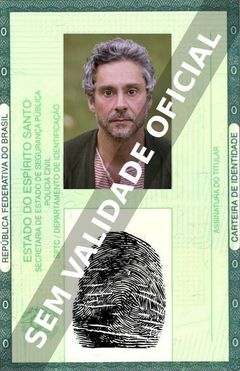 Imagem hipotética representando a carteira de identidade de Alexandre Nero