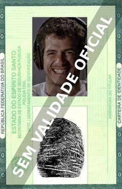 Imagem hipotética representando a carteira de identidade de Alfonso Dosal