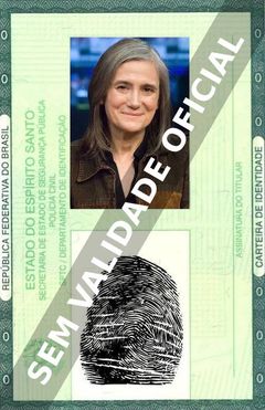 Imagem hipotética representando a carteira de identidade de Amy Goodman
