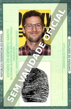 Imagem hipotética representando a carteira de identidade de Andy Samberg