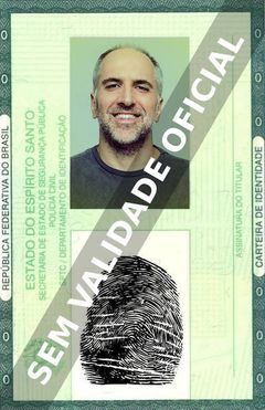 Imagem hipotética representando a carteira de identidade de Antonio Tabet