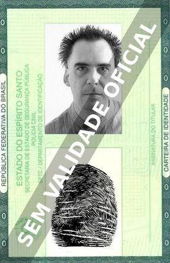 Imagem hipotética representando a carteira de identidade de Arnaldo Antunes