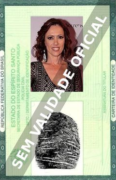 Imagem hipotética representando a carteira de identidade de Bel Kutner