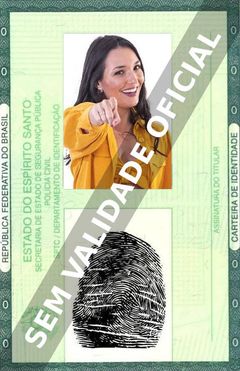 Imagem hipotética representando a carteira de identidade de Bia Napolitano
