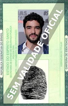 Imagem hipotética representando a carteira de identidade de Caio Blat