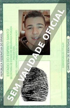 Imagem hipotética representando a carteira de identidade de Caio Bottura
