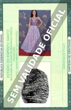 Imagem hipotética representando a carteira de identidade de Camila Banus