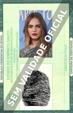 Imagem hipotética representando a carteira de identidade de Cara Delevingne